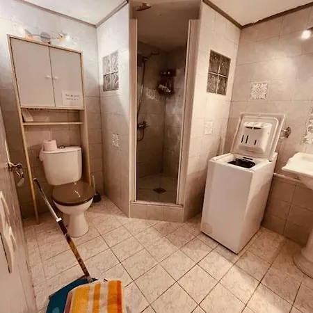 Bas De A La Campagne Apartment